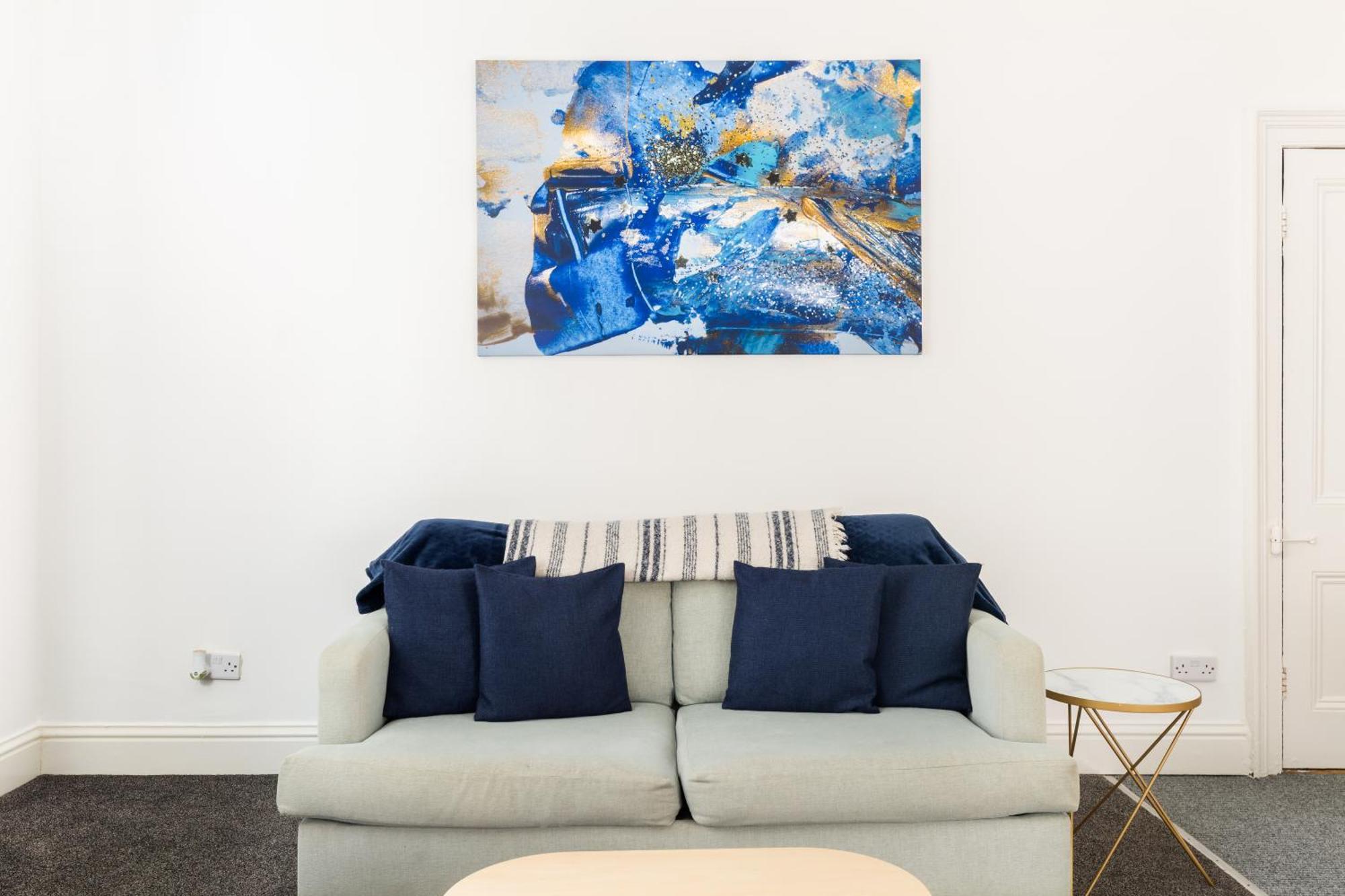 1-Bedroom Apartment In Leamington Spa With Free Parking Buitenkant foto