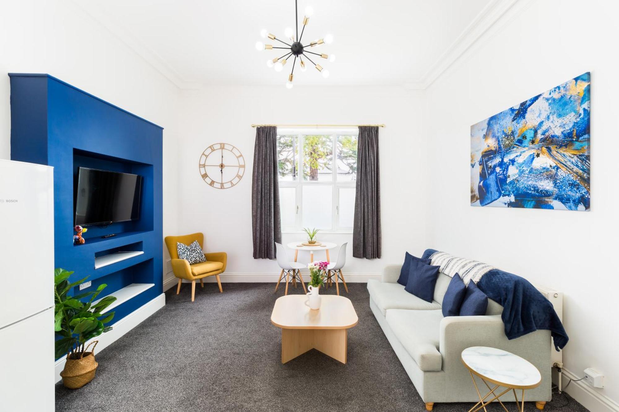 1-Bedroom Apartment In Leamington Spa With Free Parking Buitenkant foto